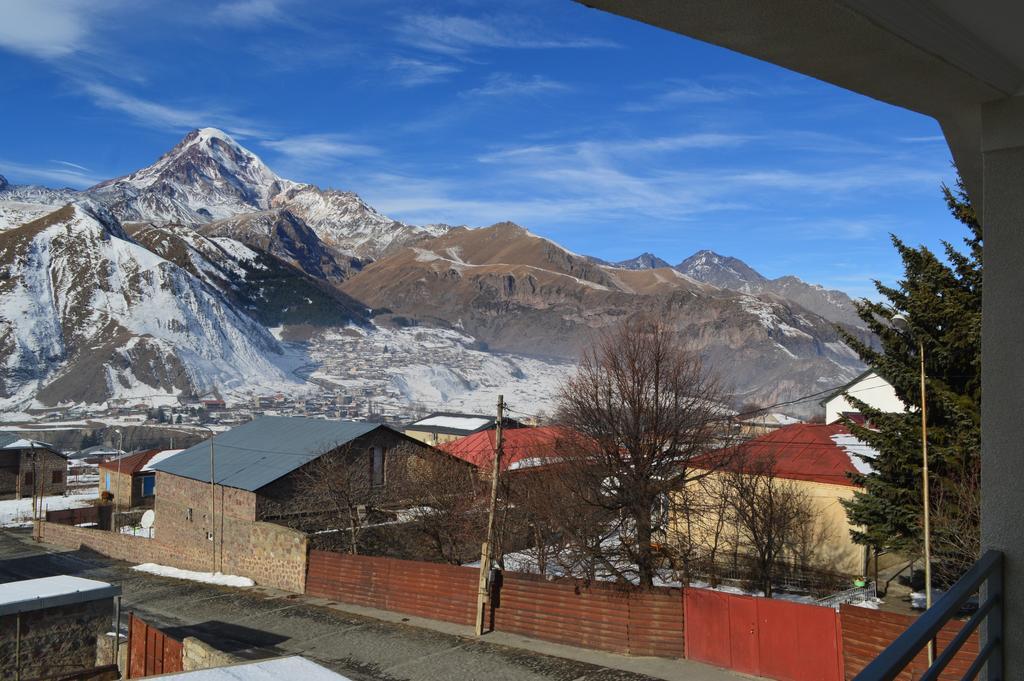 Guest House Qubi Kazbegi Dış mekan fotoğraf