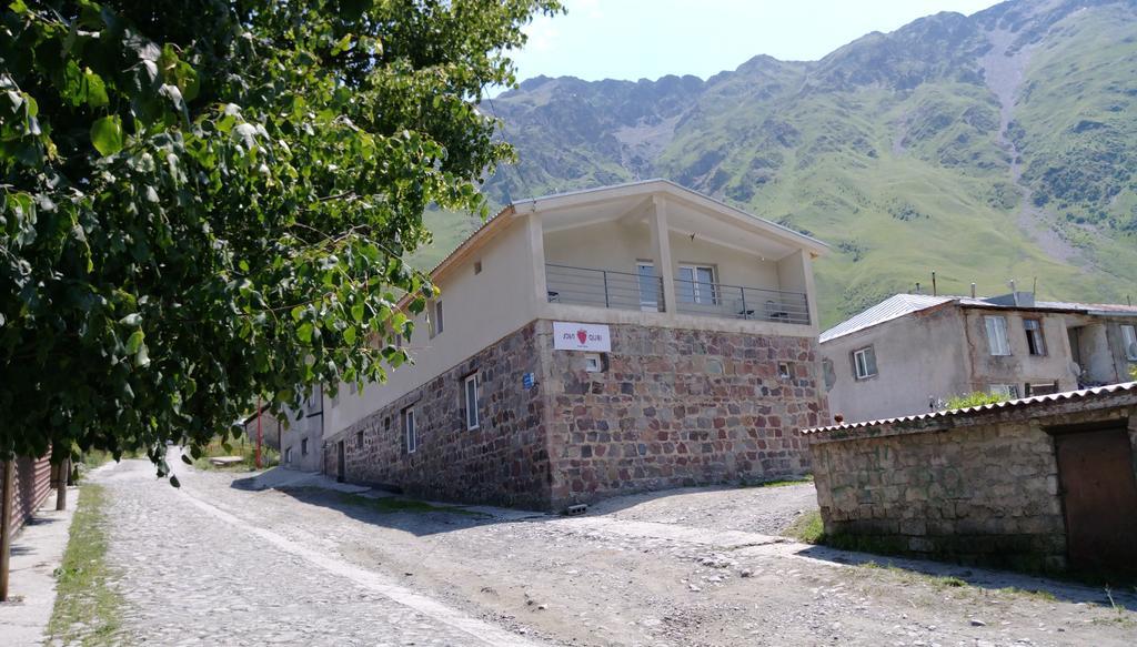 Guest House Qubi Kazbegi Dış mekan fotoğraf